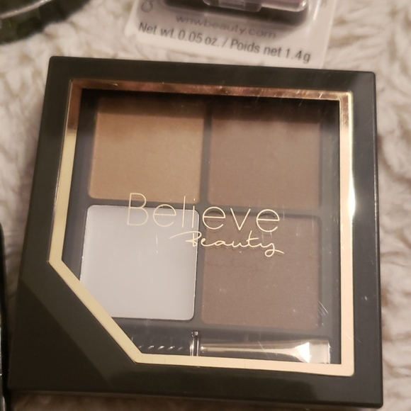 Makeup bundle - Picture 6 of 6